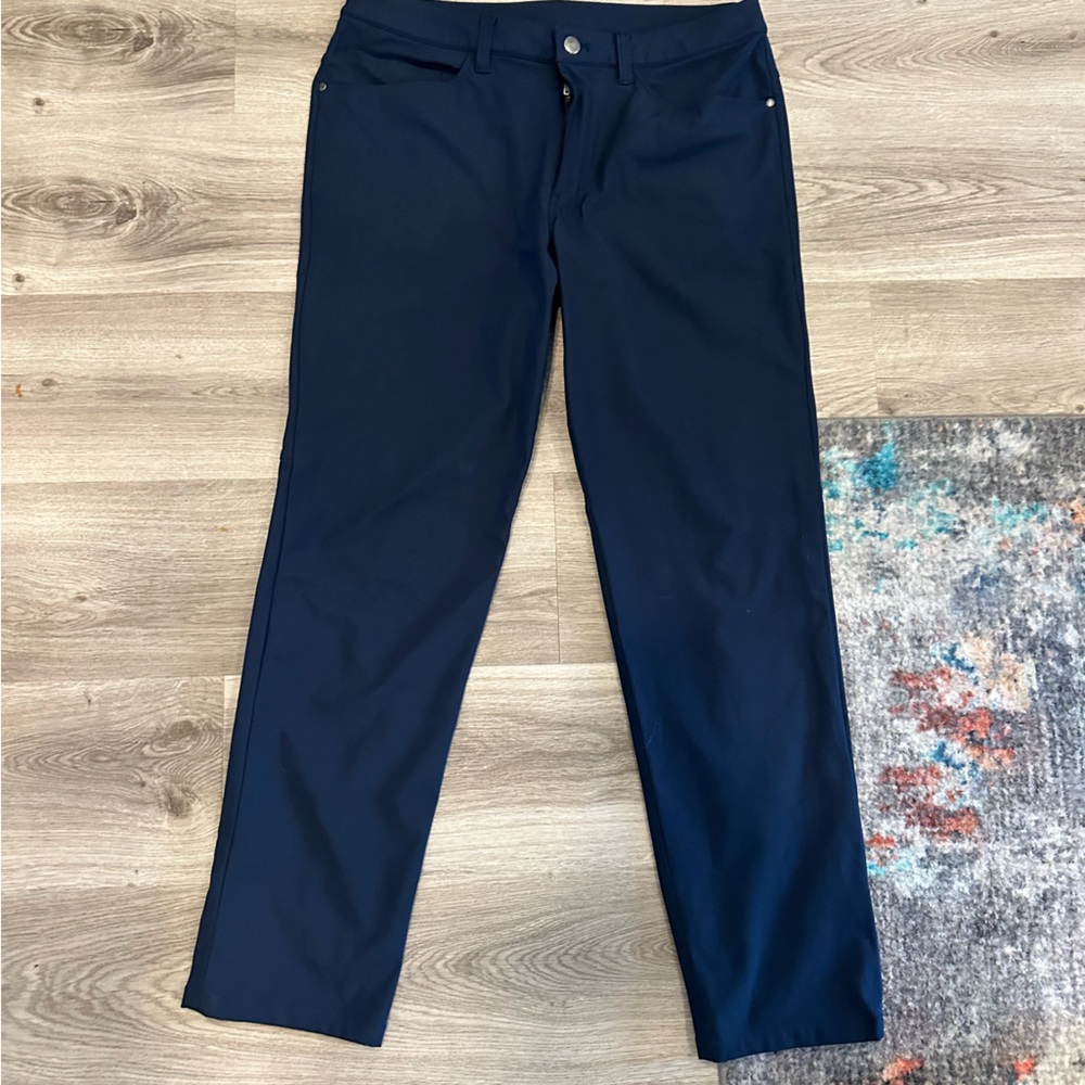 Lululemon ABC pant Navy Blue size 31x31